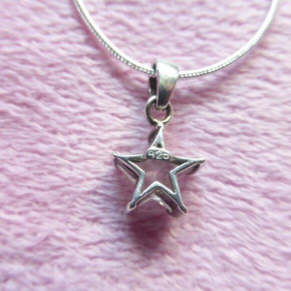 Sterling silver snake chain necklace with cubic zirconia star pendant - Picture 6 of 9